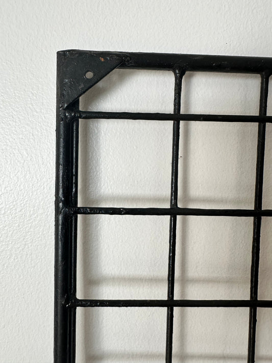 Grid Wire Board Black 154x38CM