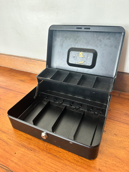 Cash Box with Bill Trays (No Clips)