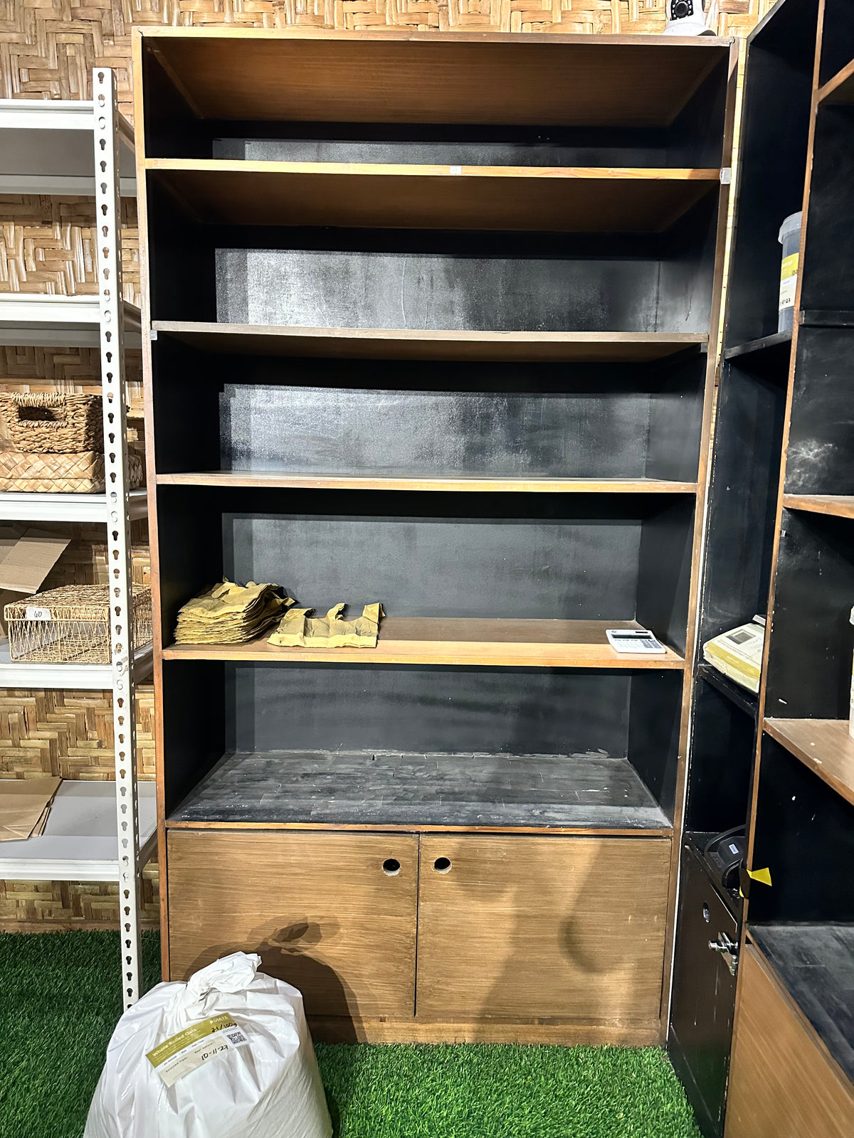 Shelf - Wood / Custom / Regular