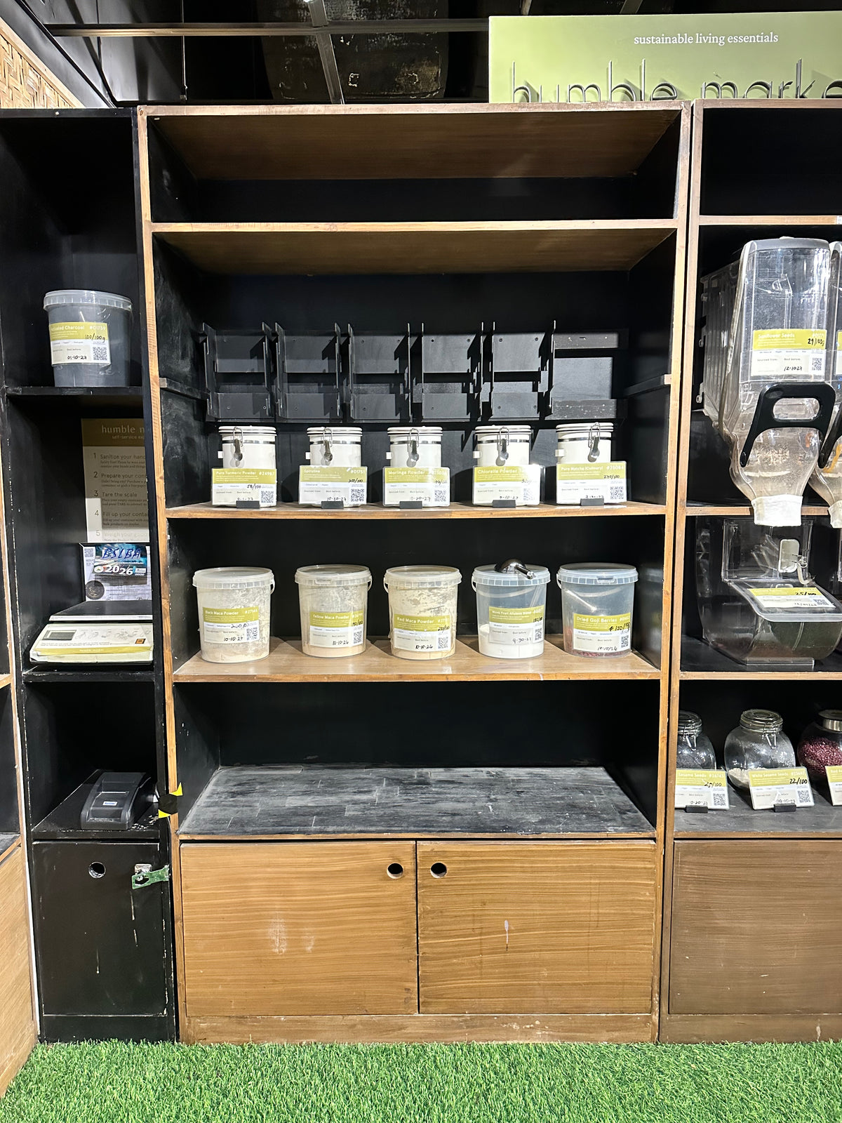 Shelf - Wood / Custom / Regular