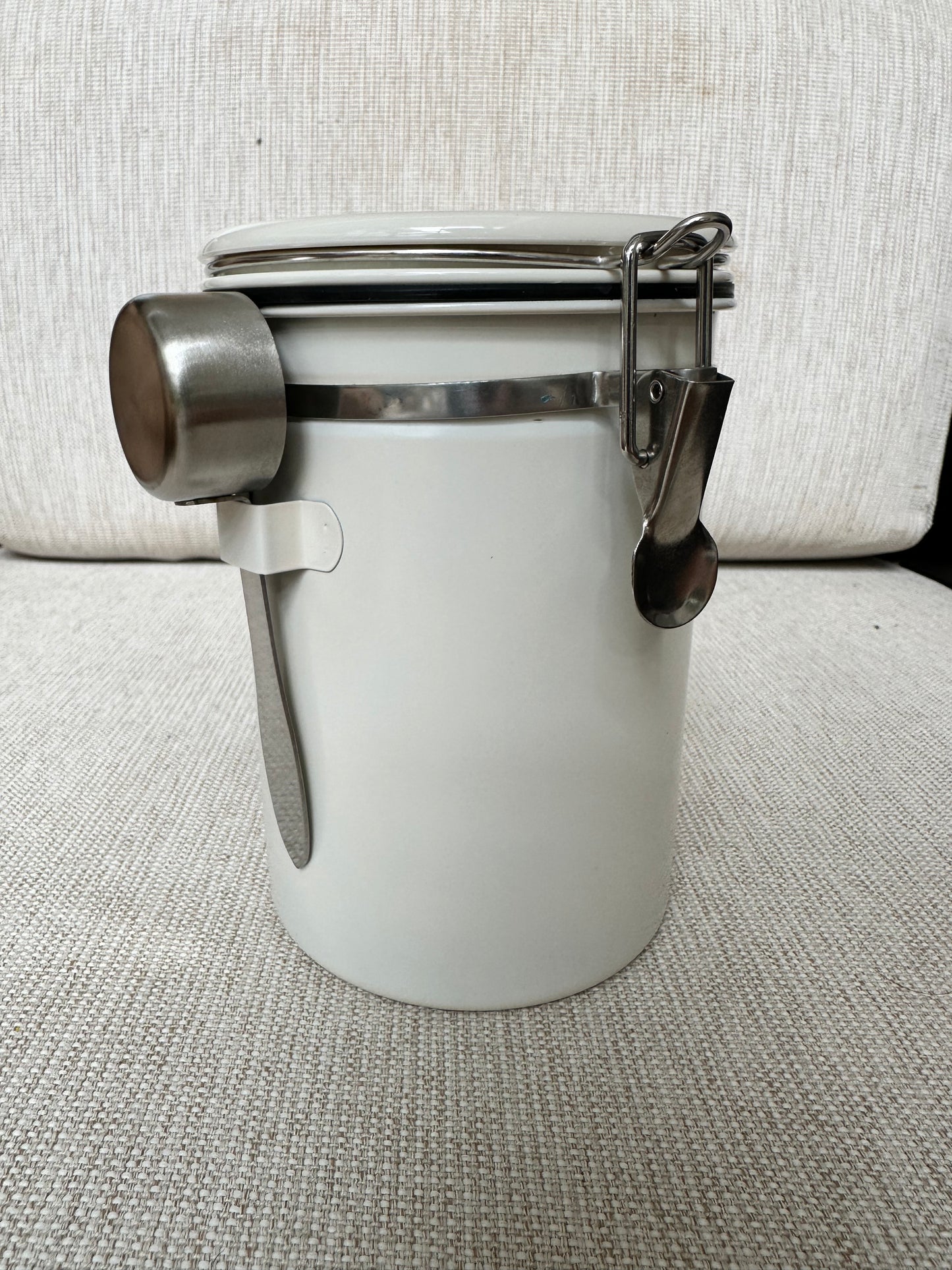 Stainless Steel Canister 1.8L (White) with Spoon